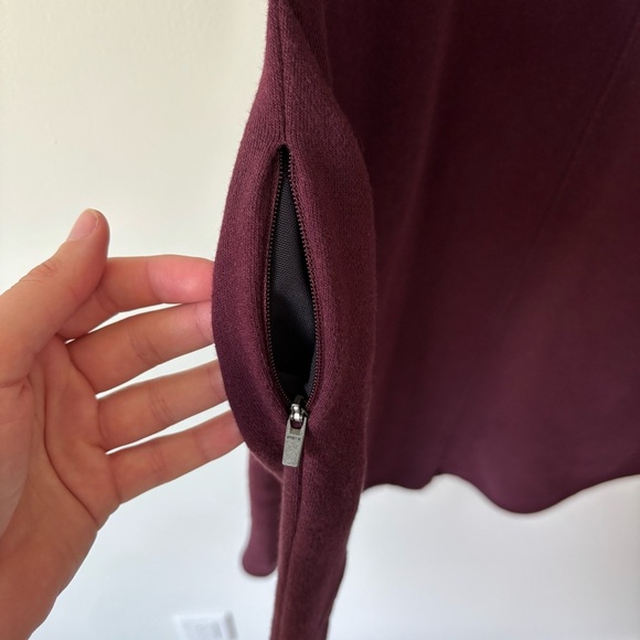 Athleta Embrace Sweater Dress Burgundy Belted Tie Waist Athleisure Short Sleeve - Picture 10 of 11